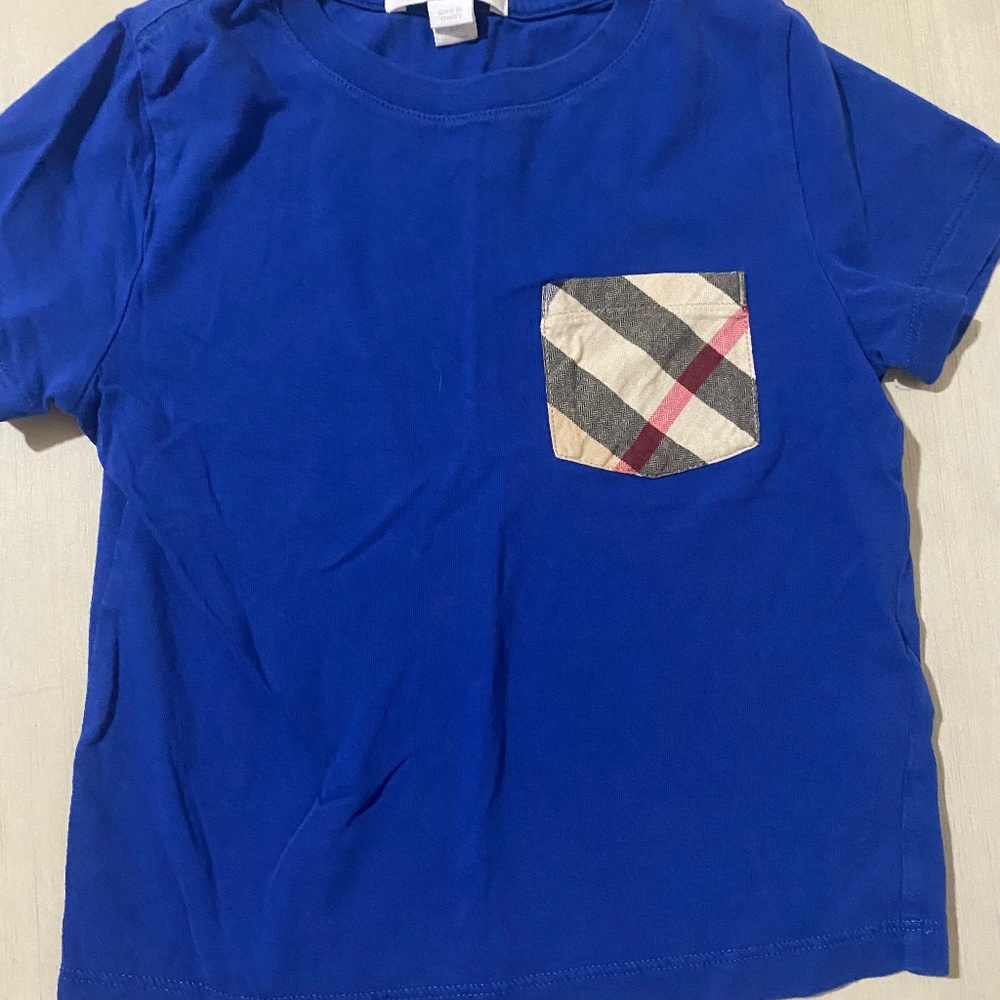 Burberry kids tee shirt 4Y